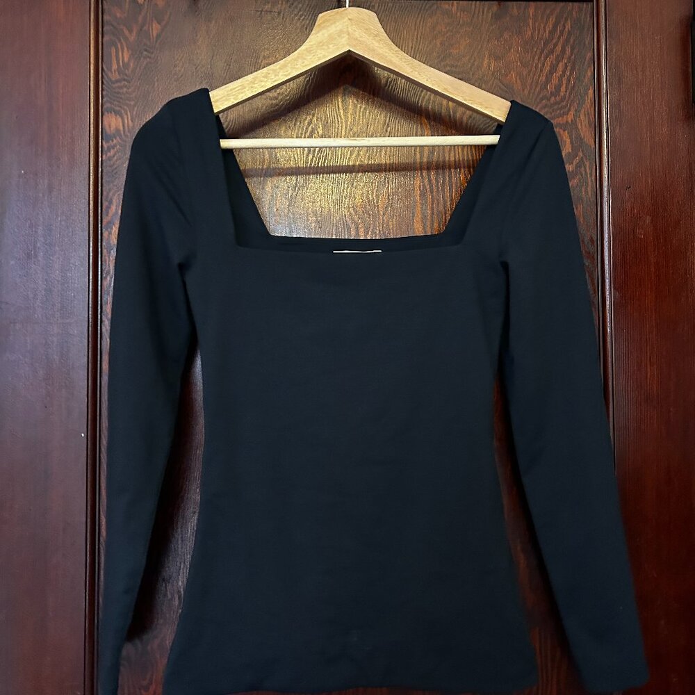 Aritzia Babaton Contour Long sleeve - black - M